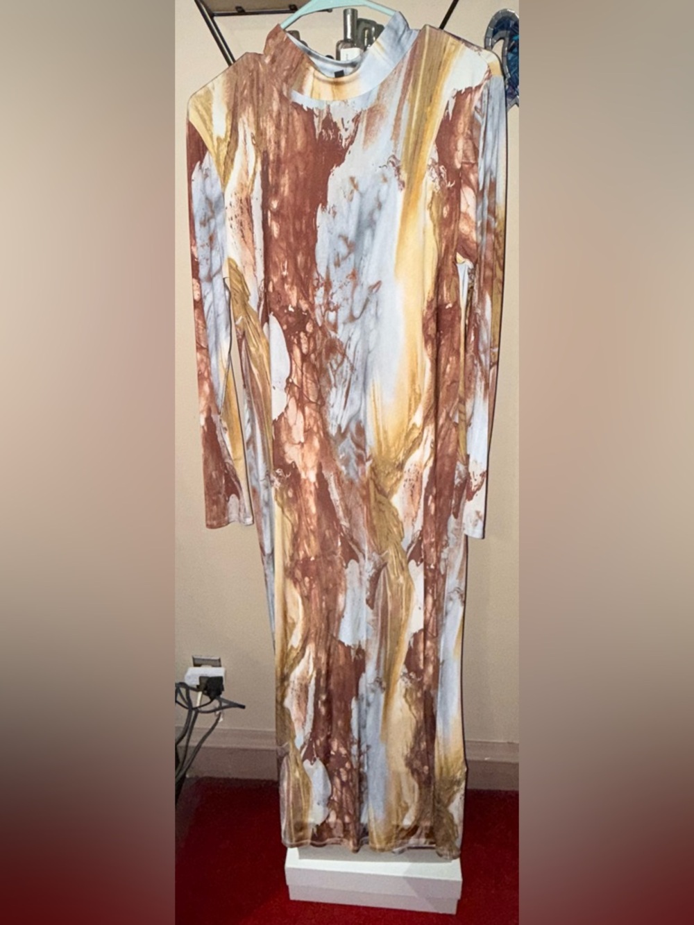 Fashion Nova Marble-Print Long Sleeve Dress in Brown & Cream